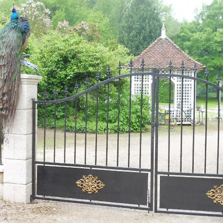 Casa de Férias Du Domaine Du Feyel Landaville